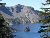 CRATER LAKE, OREGON<br>Einer unserer Lieblingsplätze, und es gibt deren so viele, ist der
Crater Lake N.P. in Oregon. Er fasziniert mit seinem tiefblauen Wasser und der herrlichen Uferbegrenzung durch Lavagestein.
Man kann hier die Natur in Ruhe genießen und tolle Fotos schießen.<br>Lieblingsplatz von: <b>
F. und M. Edelmann (Text/Bild)</b><br>