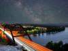 Nachthimmel über der Pennybacker Bridge in Austin<br>© Justin Lauria